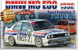 BMW  - M3 E30 #2  1992 white/red/blue - 1:24 - Beemax - 24019 - bmx24019 | The Diecast Company