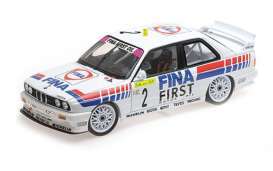 BMW  - 318IS Class II 1994 white/red - 1:18 - Minichamps - 155942602 - mc155942602 | The Diecast Company
