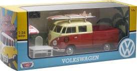Volkswagen  - Pick-up Bus *Beach Party* red/white - 1:24 - Motor Max - 79722 - mmax79722 | The Diecast Company