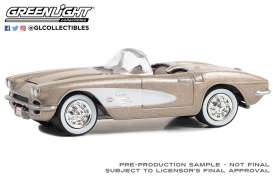 Chevrolet  - Corvette 1961  - 1:64 - GreenLight - 37300A - gl37300A | The Diecast Company