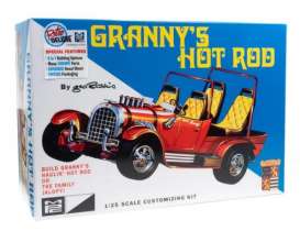   - Granny`s Hot Rod  - 1:25 - MPC - MPC988 - mpc988 | The Diecast Company