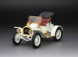 Buick  - Model 10 1908 white/gold - 1:18 - SunStar - 5726 - sun5726 | The Diecast Company