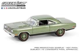 Plymouth  - HEMI GTX 1969 green - 1:64 - GreenLight - 37310B - gl37310B | The Diecast Company