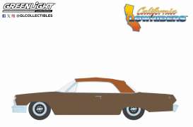 Chevrolet  - Impala SS 1963 bronze - 1:64 - GreenLight - 63070C - gl63070C | The Diecast Company