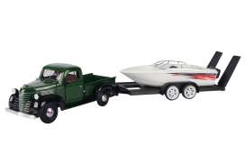Plymouth  - Truck 1941 green - 1:24 - Motor Max - 73278-76012 - mmax73278-76012 | The Diecast Company